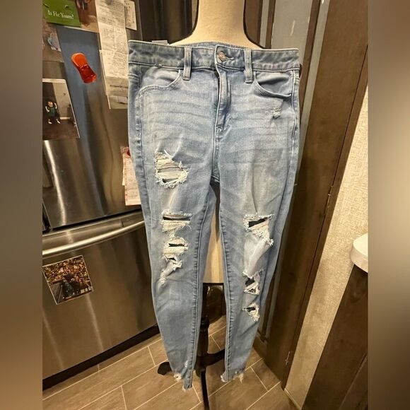 American Eagle Distressed Jeans  - Picture 1 of 6